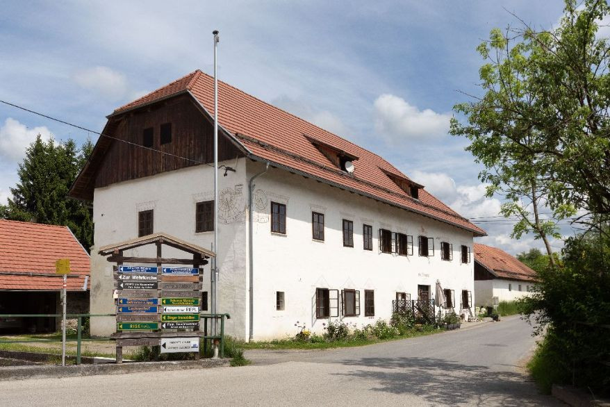 Blick auf das Hofgebäude