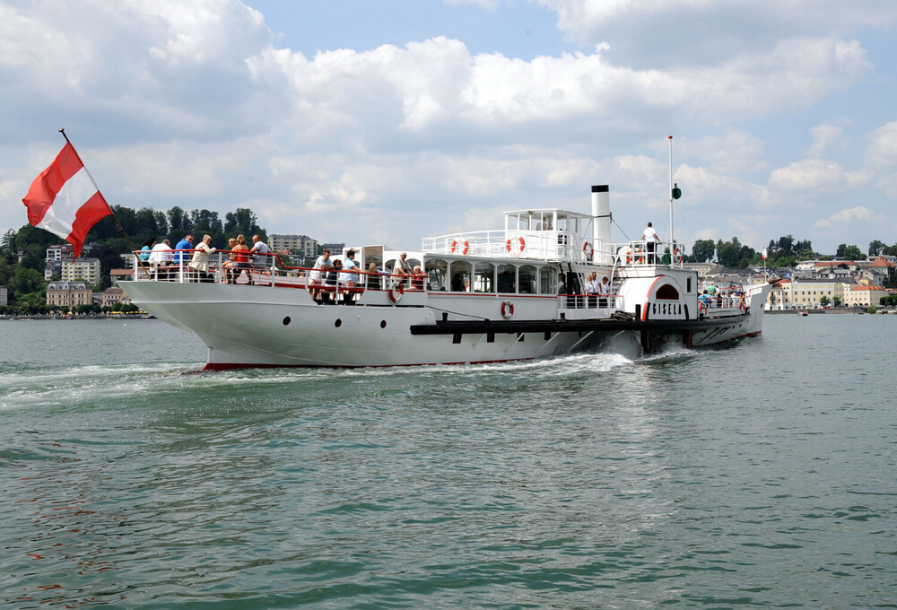 DS "Gisela" vor Stadt Gmunden